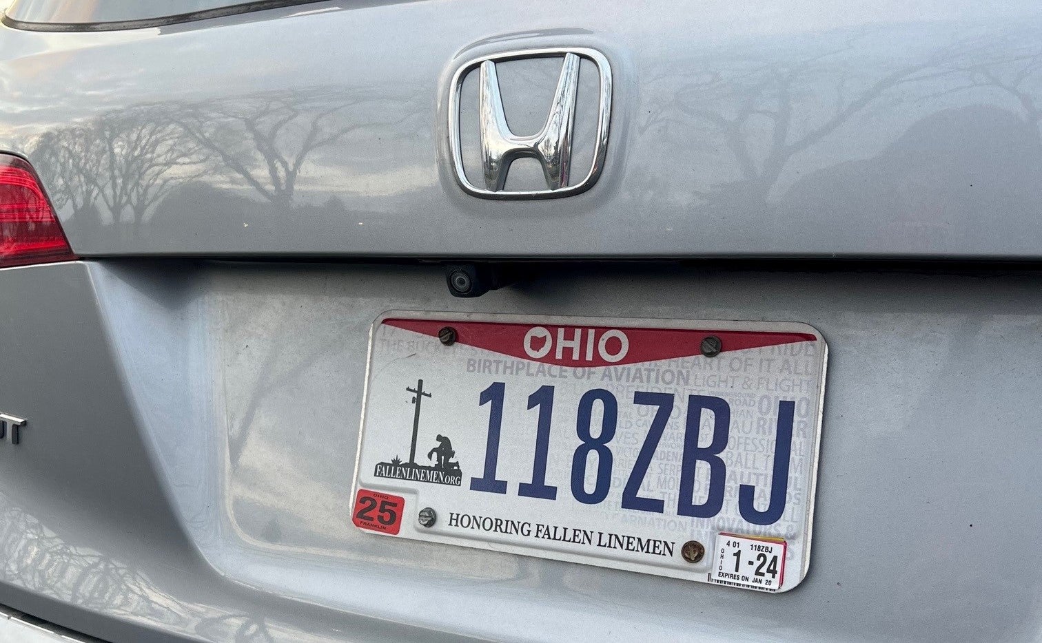 Fallen Linemen License Plate