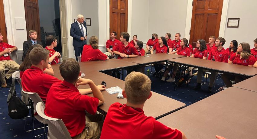 Delegates meeting with elected officials