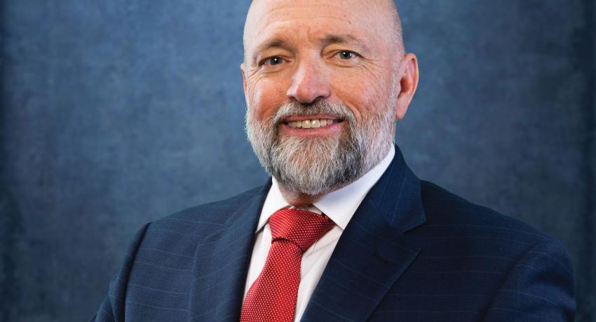 Randy Price headshot